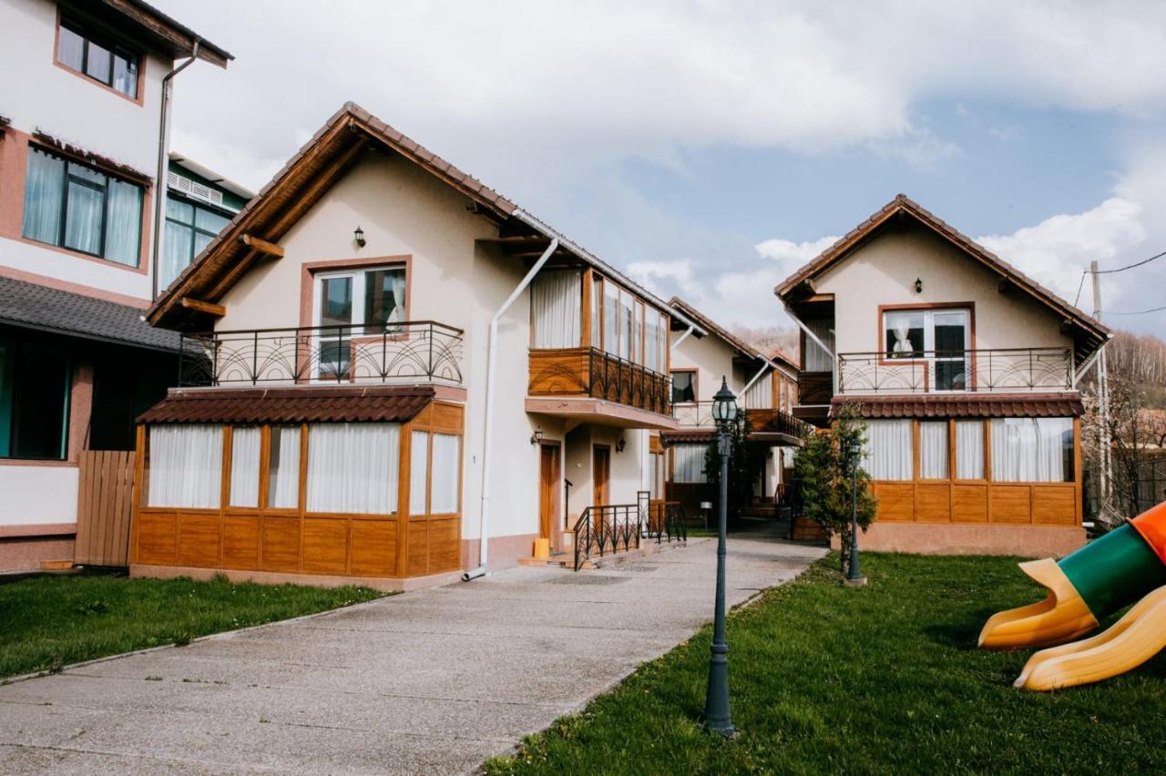 Hotel,Villas & Events Bran ブラン エクステリア 写真
