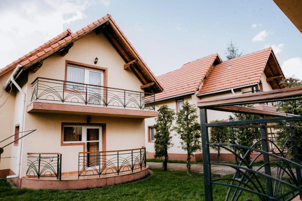 Hotel,Villas & Events Bran ブラン エクステリア 写真