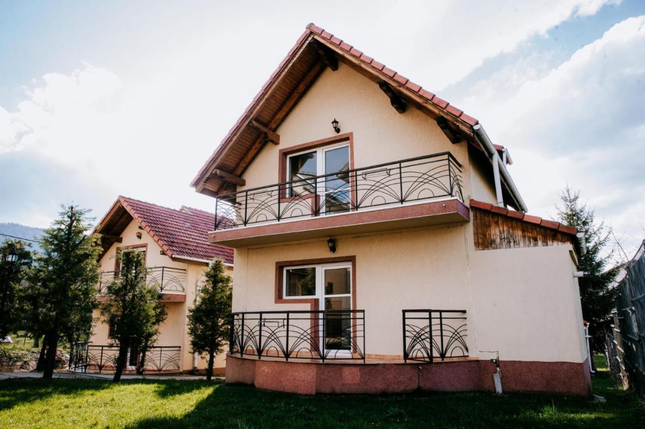 Hotel,Villas & Events Bran ブラン エクステリア 写真